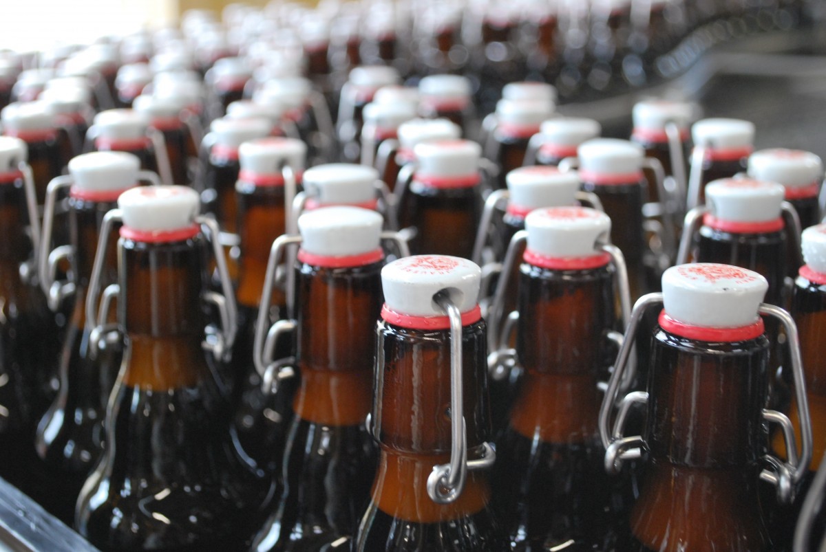 Brown Beer Bottles & Why are they brown and why is it Important?